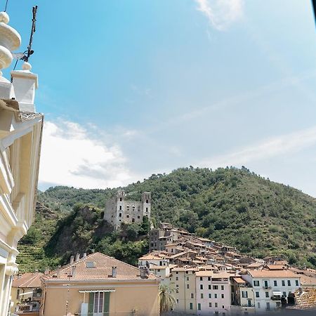 Dussaiga - Camera Del Fiordaliso Dolceacqua Luaran gambar